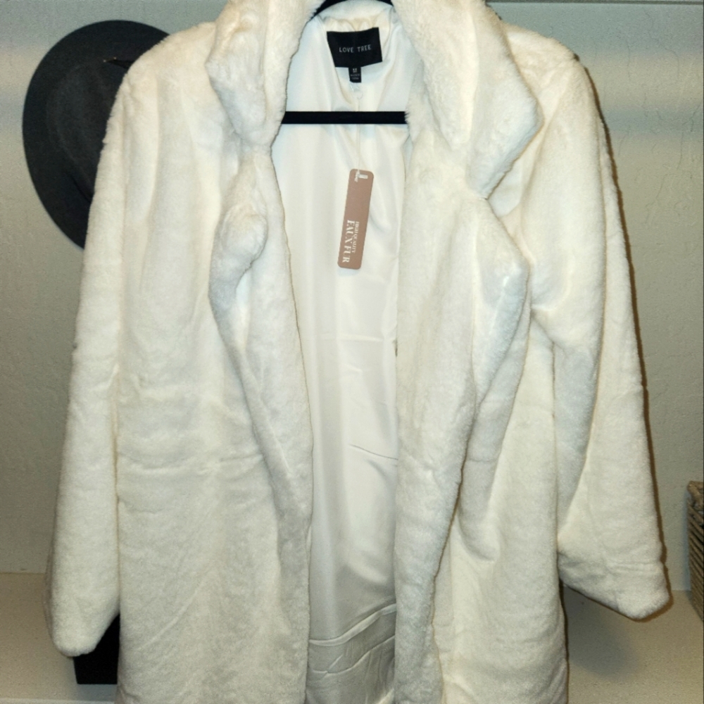 NWT White Faux Fur Coat